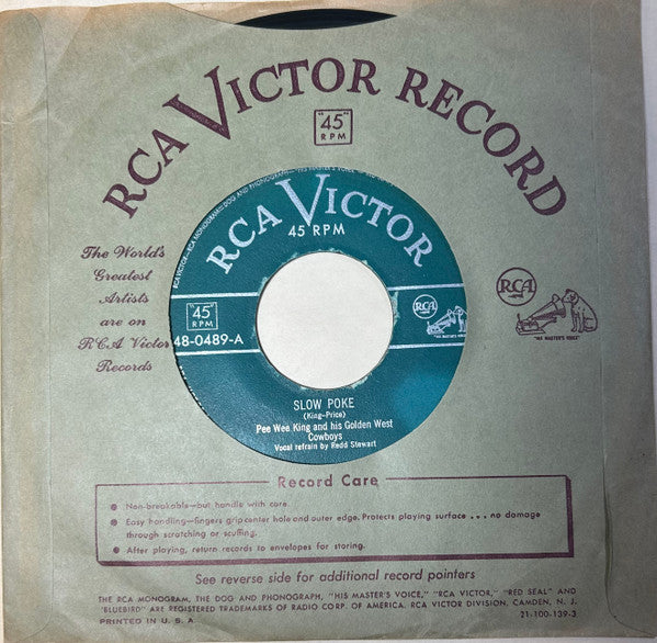 Pee Wee King And His Golden West Cowboys : Slow Poke / Whisper Waltz (7", Ind)