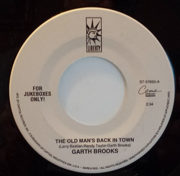 Garth Brooks : The Old Man's Back In Town / Santa Looked A Lot Like Daddy (7", Jukebox)