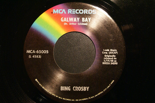Bing Crosby : My Girl's An Irish Girl / Galway Bay (7", Single, RE)