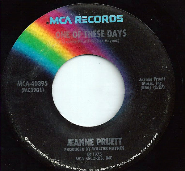Jeanne Pruett : Honey On His Hands (7", Single, Pin)