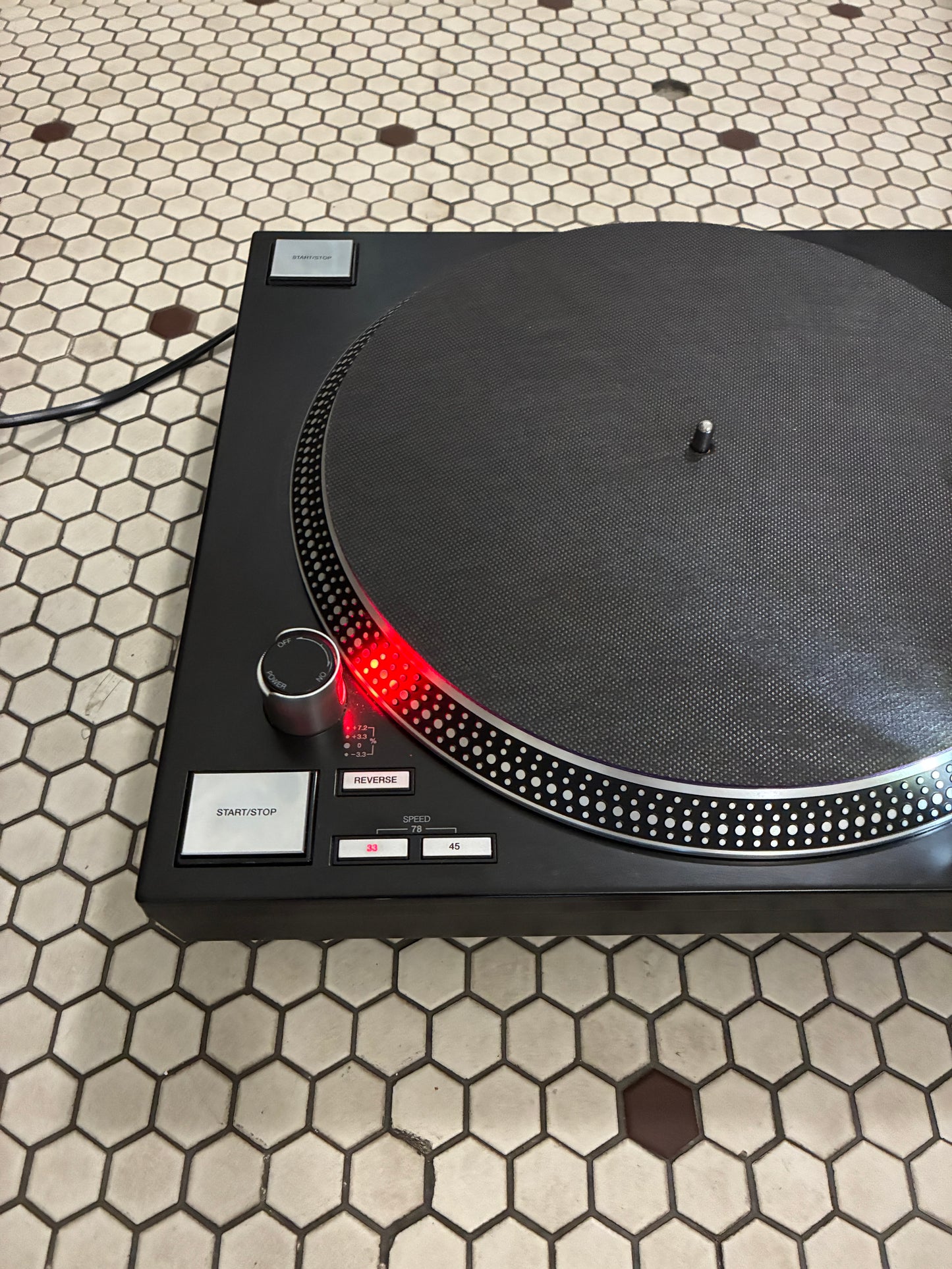 Reloop RP-7000 MkII Direct Drive DJ Turntable