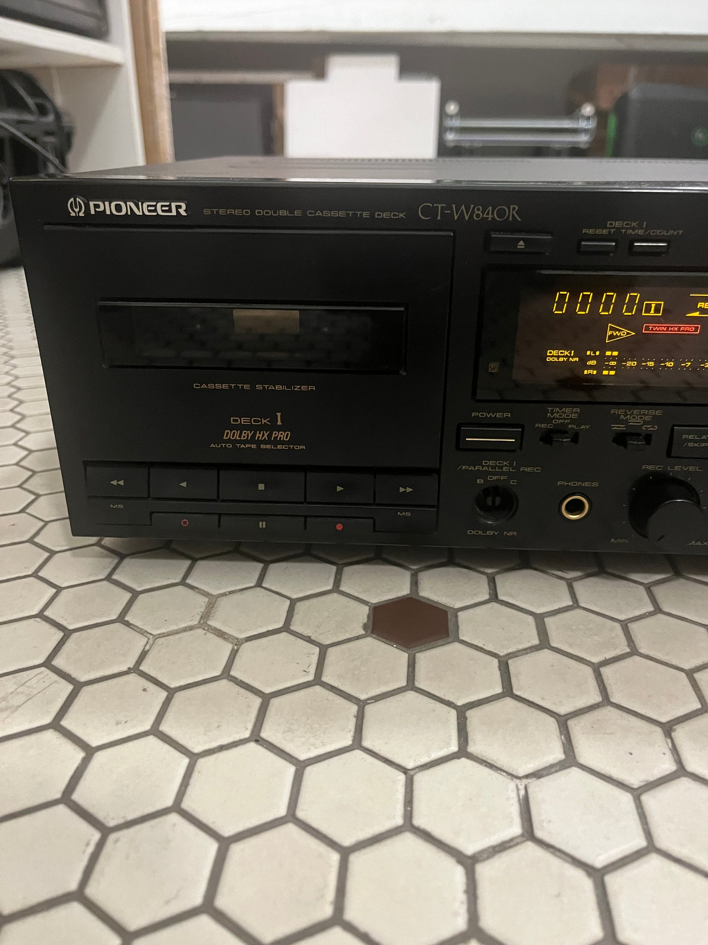 Pioneer CT-W840R cassette deck
