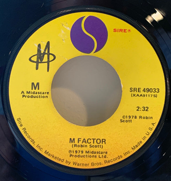 M (2) : Pop Muzik (7", Single, Win)