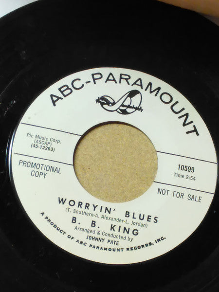 B.B. King : Never Trust A Woman / Worryin' Blues (7", Promo)