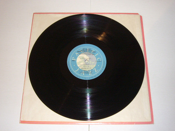 Art Pepper : Art Pepper Plays Shorty Rogers & Others (LP, Album)