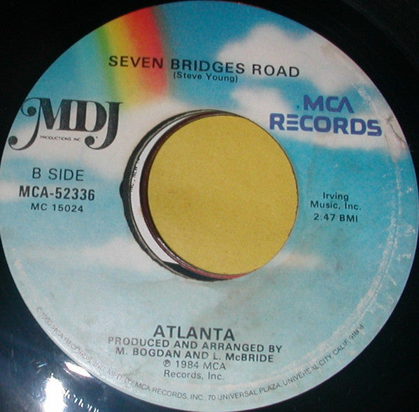 Atlanta (6) : Sweet Country Music / Seven Bridges Road (7", Single, Glo)