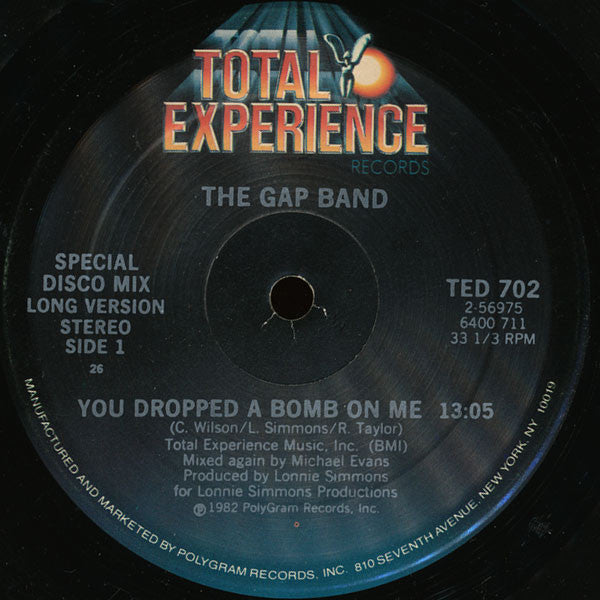 The Gap Band : You Dropped A Bomb On Me B/W Humpin' (12", 26 )