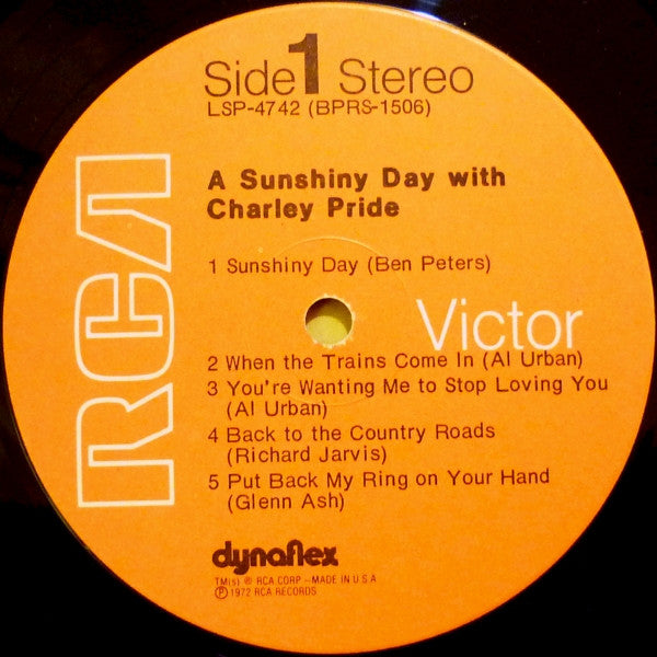 Charley Pride : A Sunshiny Day With Charley Pride (LP, Album, Ind)