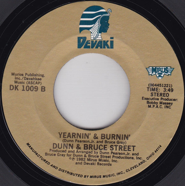 Dunn & Bruce Street : Shout For Joy (7", Styrene, PRC)