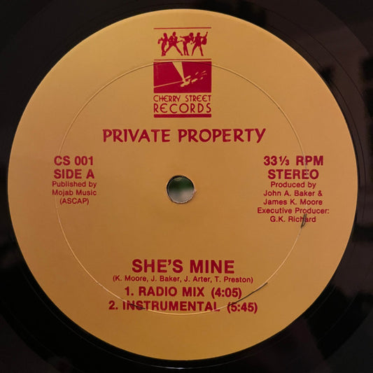 Private Property (7) : She's Mine (12")