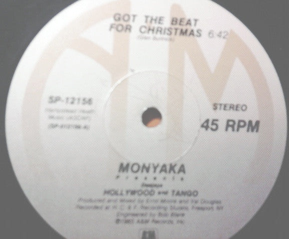 Monyaka Presents Deejays Hollywood* And Tango* : Got The Beat For Christmas (12")
