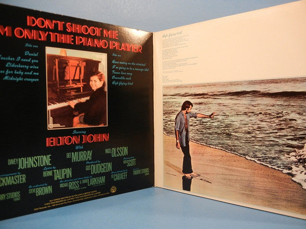 Elton John : Don't Shoot Me I'm Only The Piano Player (LP, Album, Glo)