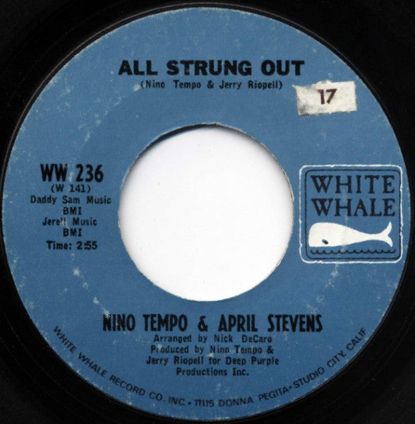 Nino Tempo & April Stevens : All Strung Out / I Can't Go On Living Baby Without You (7", Single)