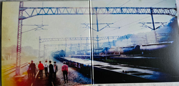 BTS (4) : Youth (2xLP, Ltd, Pur)