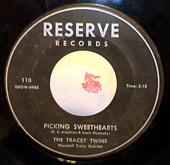 The Tracey Twins : Tonight You Belong To Me / Picking Sweethearts (7")