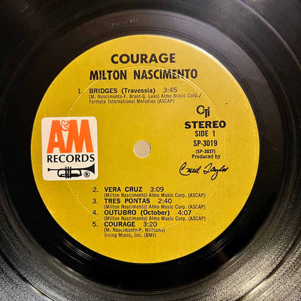 Milton Nascimento : Courage (LP, Album, Gat)