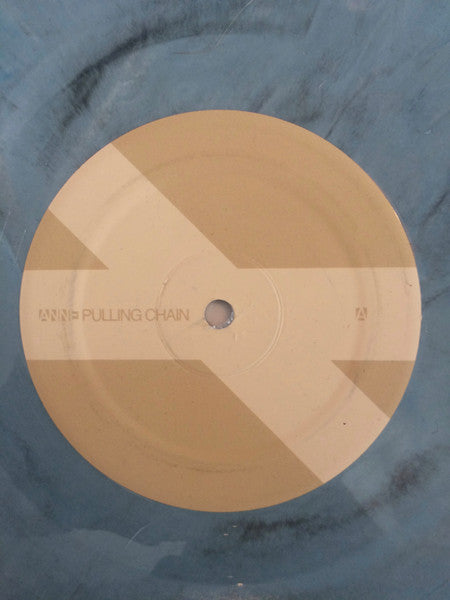 Anne (43) : Pulling Chain (LP, Album, Blu)