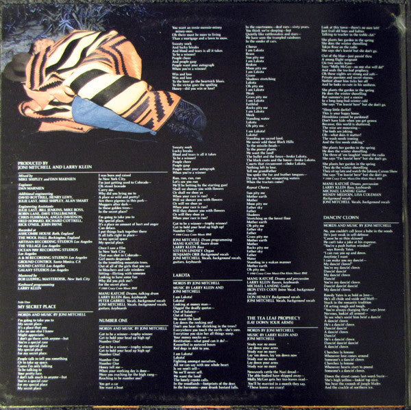 Joni Mitchell : Chalk Mark In A Rain Storm (LP, Album, Club, Car)