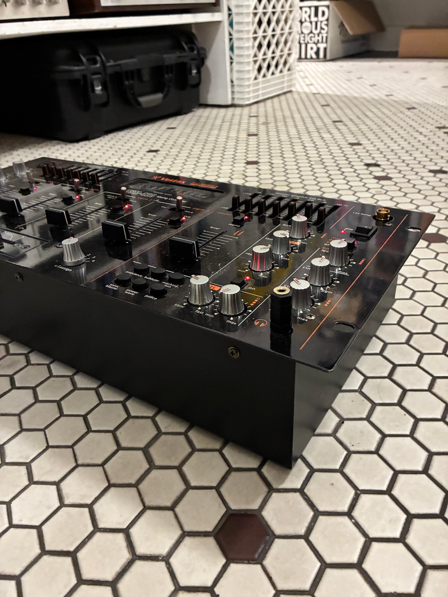 Vestax DSM-420 DJ Mixer
