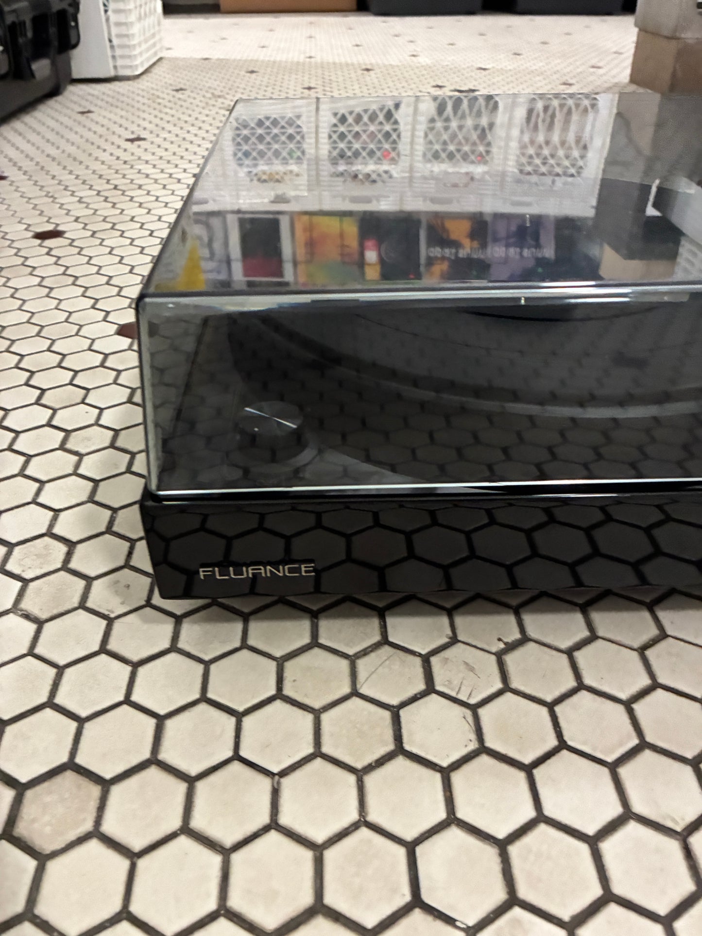 Fluance RT 82 T Turntable