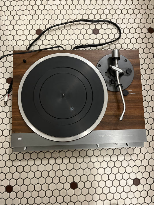 Realistic Lab-500 Turntable