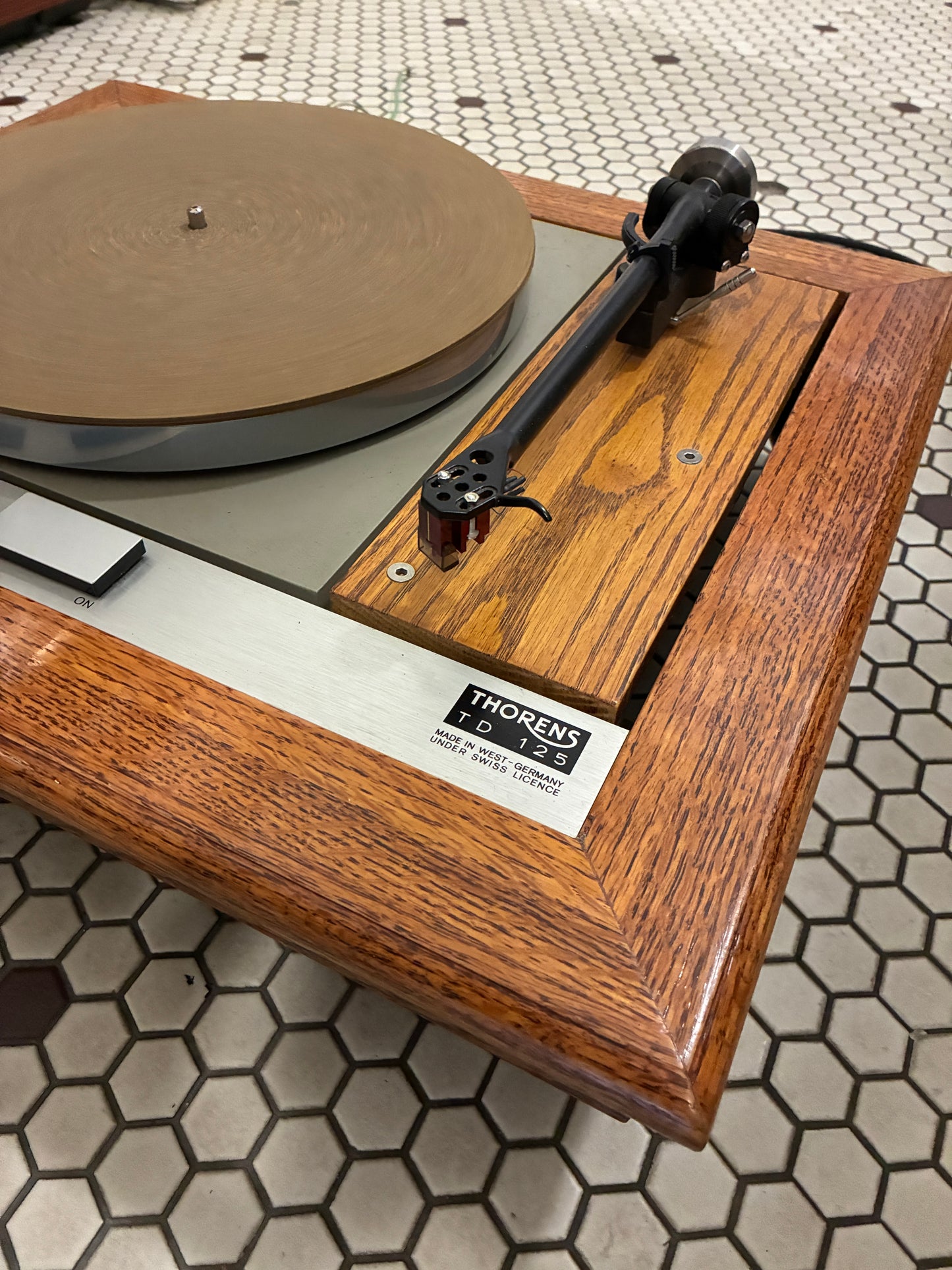 THORENS TD 125 With Rega RB880 Tonearm