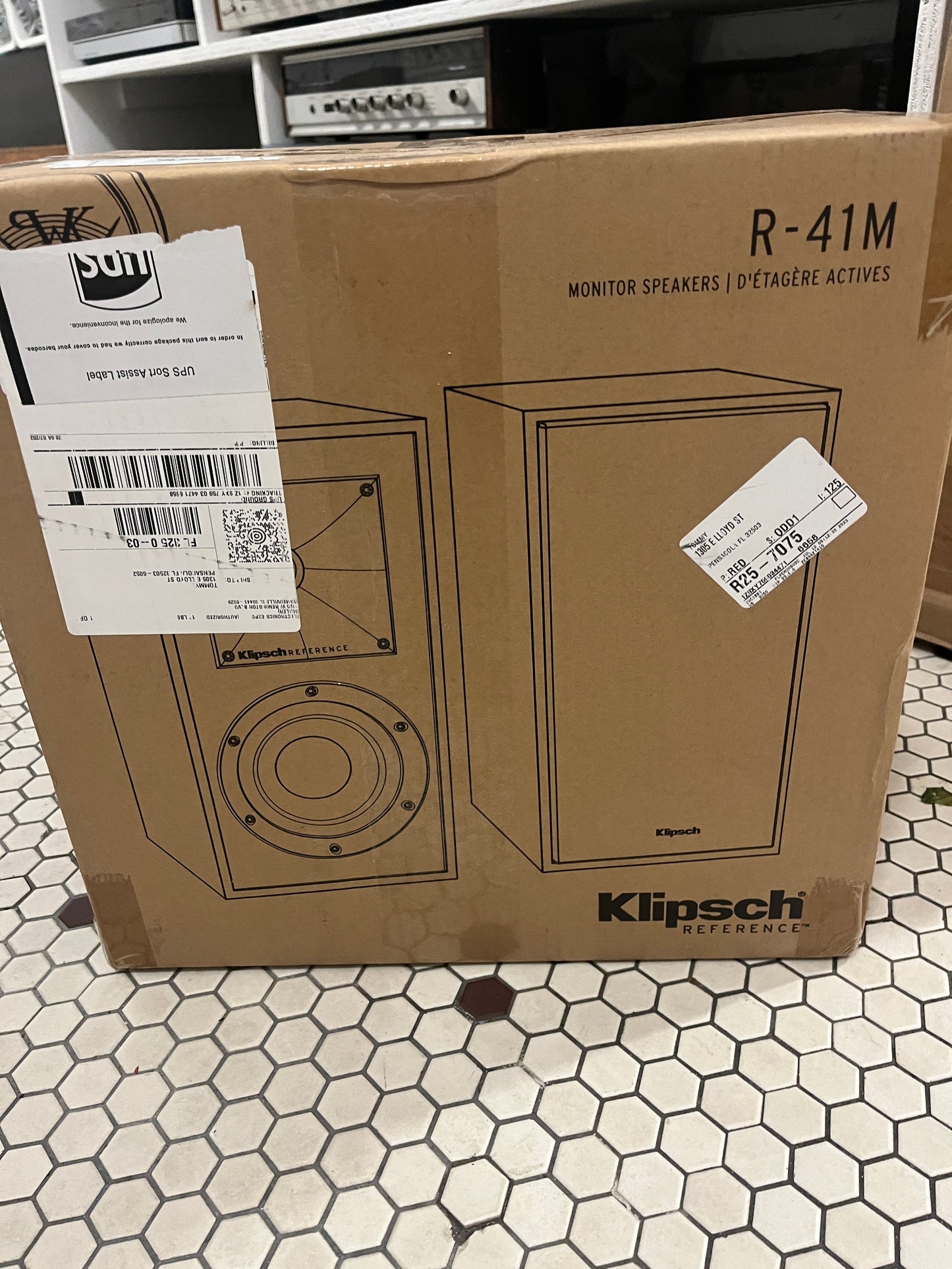 Klipsch R-41M Bookshelf speakers