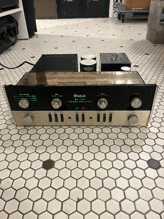 McIntosh MA - 5100 PreAmplifier