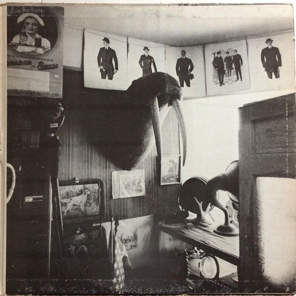 Walrus (5) : Walrus (LP, Album, Gat)